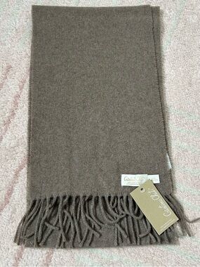 NWT Cristina Chiti Soft 100% Cashmere Taupe Fringe Scarf Made in Italy Fall Gift